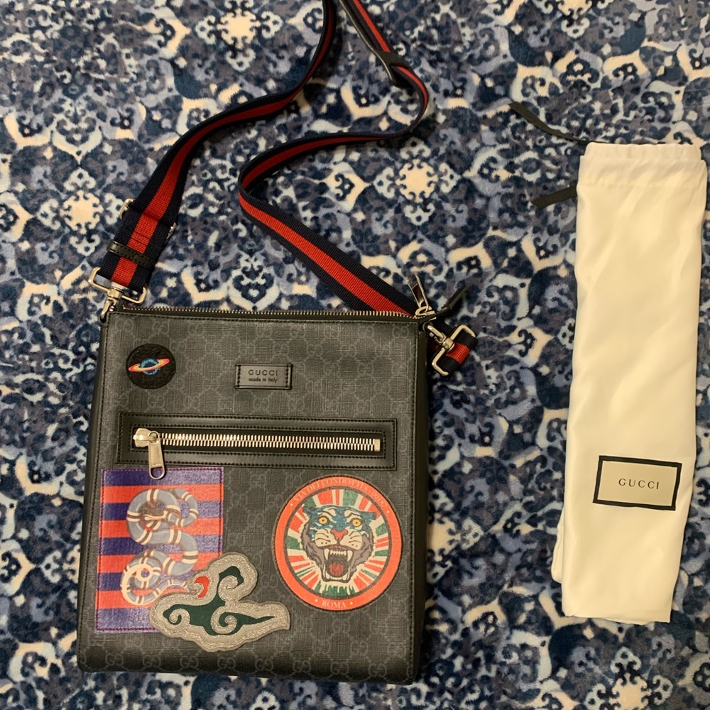 Gucci men’s Messenger bag - Picture 2 of 4